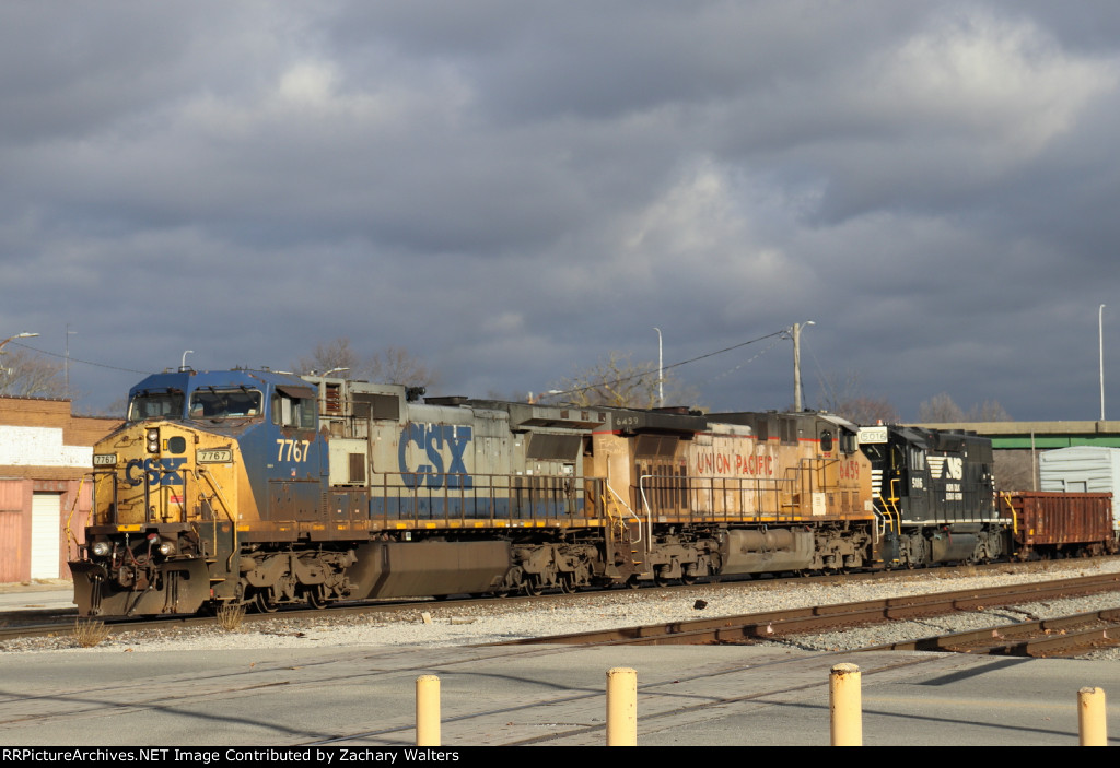 CSX 7767 UP 6459 NS 5016